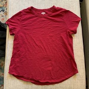 Old Navy Tee // M // burgundy